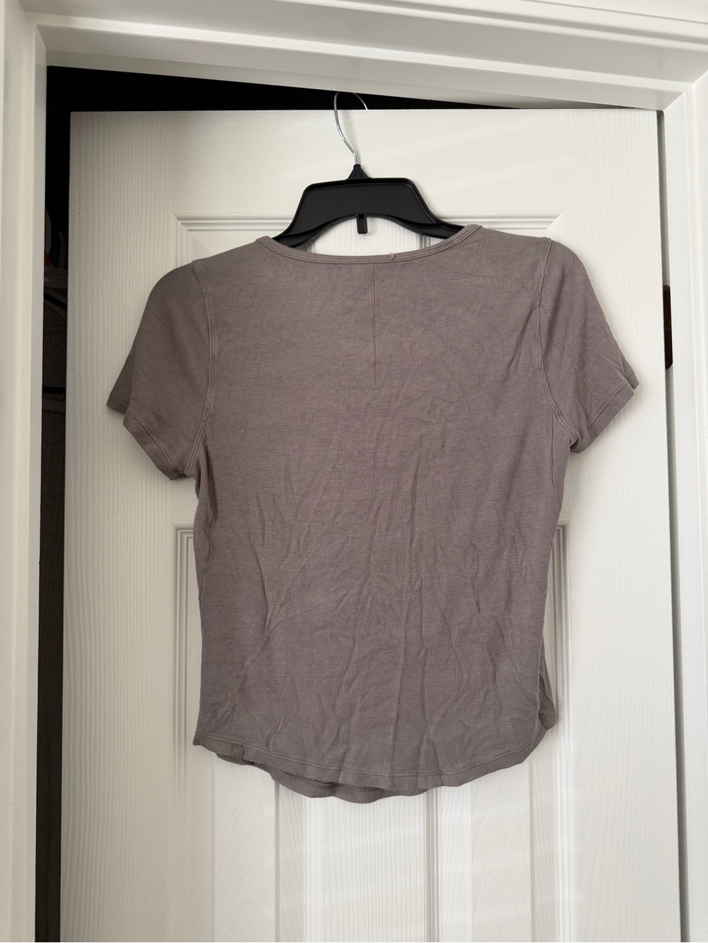 Lululemon Shirt - Size 8 - Picture 3 of 3